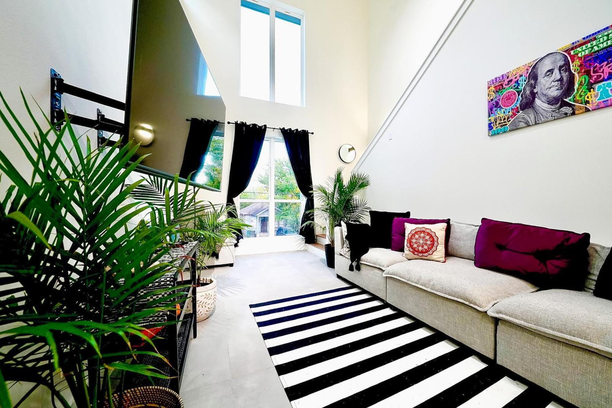 3 Mi To Dtwn Modern Townhome With Yard In Хьюстон Экстерьер фото